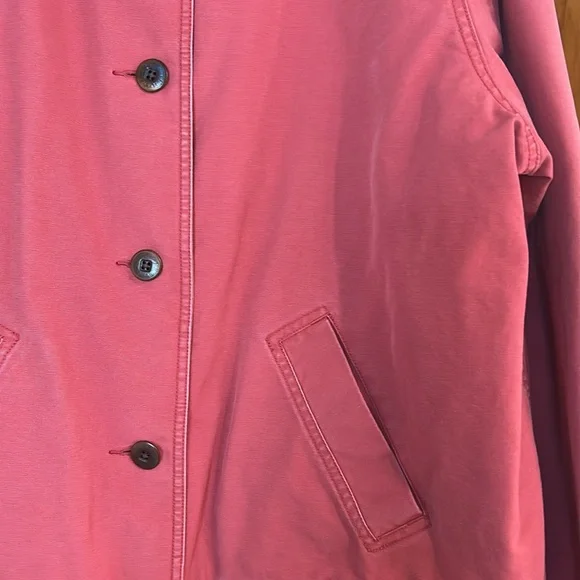 L.L.Bean Quilted Woman’s Barn coat Jacket Color Barn Red - Picture 3 of 12